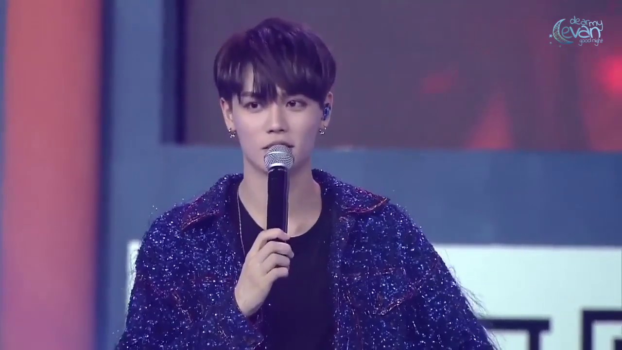 [Vietsub] Tổng hợp những khoảnh khắc của Ngạn Tuấn và gia đình ♡