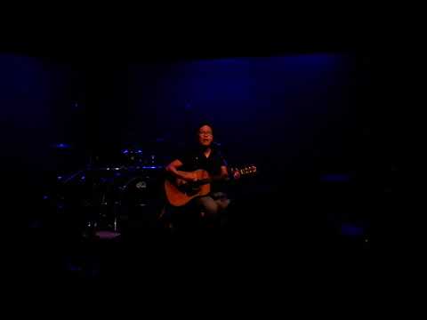 Ebe Dancel - Burnout (live @ 19 East)