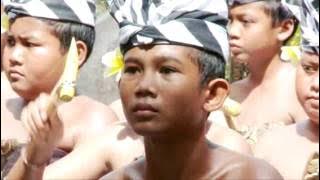 ANGKLUNG KEBYAR, TABUH PAT, SANGGAR KAYON PEJENG