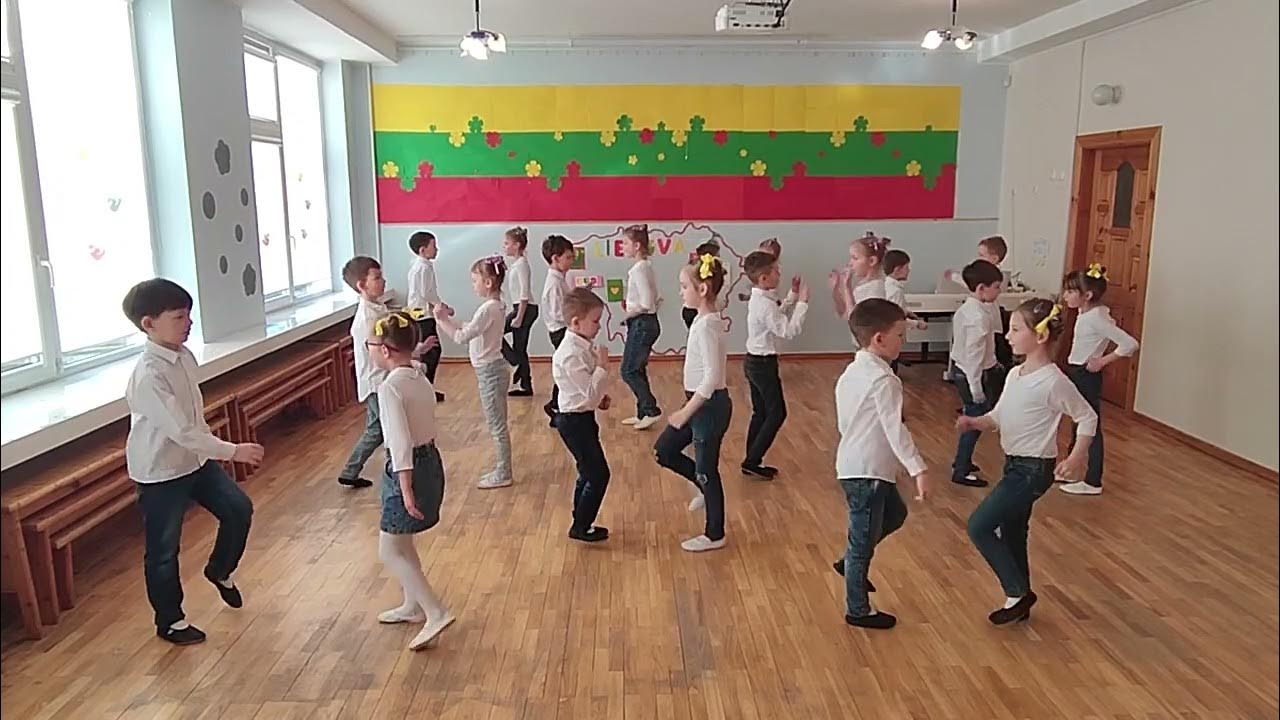 Šokis „Vaikai po lelijom“ - YouTube
