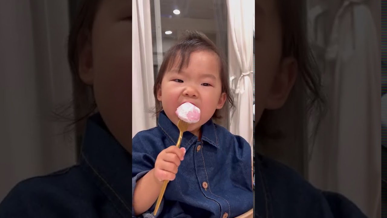 Cute kid tries to eat ice cream with a fork #shorts - YouTube