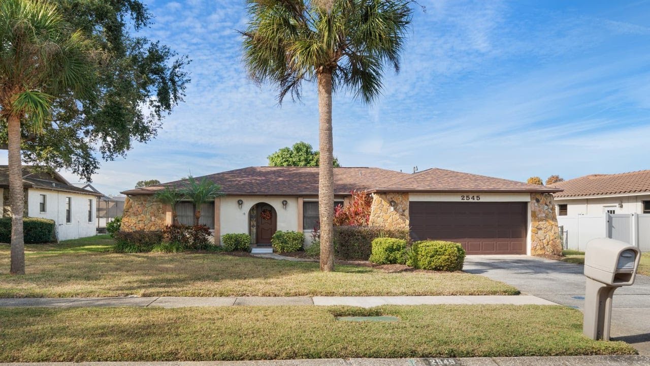 2545 Colony Dr, Dunedin, FL