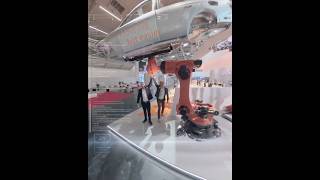 KR TITAN ultra robot lifts 1500 kg in car battery manufacturing