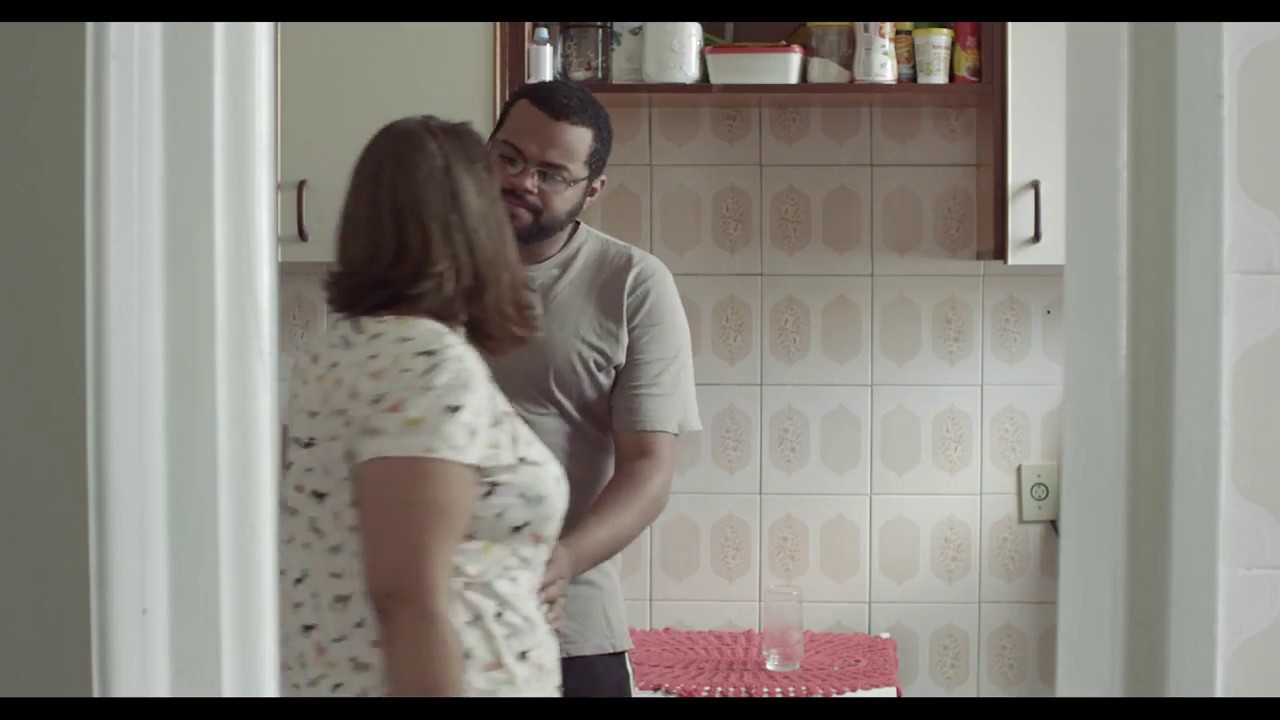 Ela volta na quinta (She comes back on thursday) - YouTube