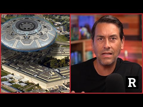 "We have ALIEN craft in our possession" - Govt. UFO whistleblower admits BOMBSHELL | Redacted News