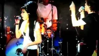 ROLLING STONES &amp; AMY WINEHOUSE - ain&#39;t too proud to beg - Isle of Wight Festival 2007