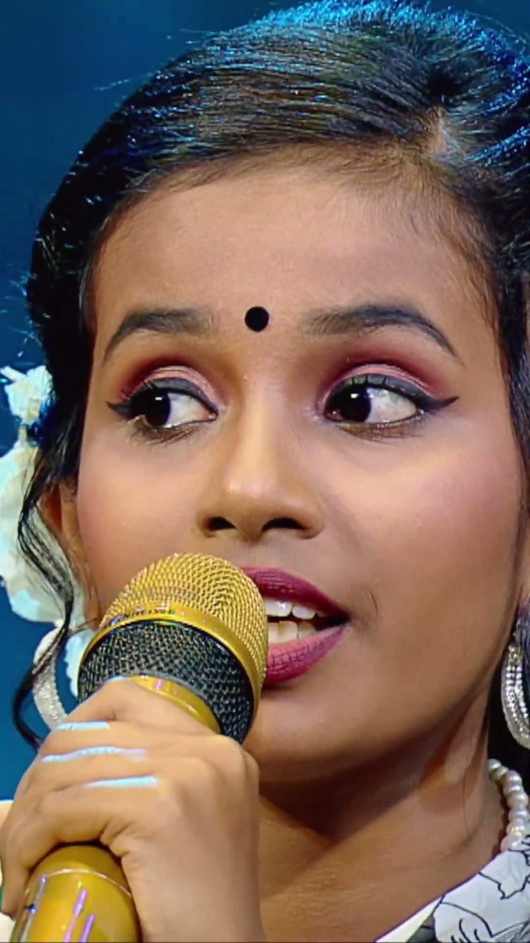 കാതിന് ഇമ്പമേകുന്ന മധുരാലാപനവുമായി ഗൗതമി ❤️