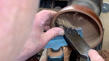 Richard Raffan turns his favourite item for the 16th 4-Ways project.