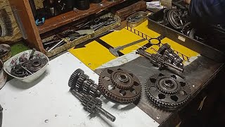 видео: Сравнение КПП ИЖ Планета=Инвалидка картинка: Сравнение КПП ИЖ Планета=Инвалидка