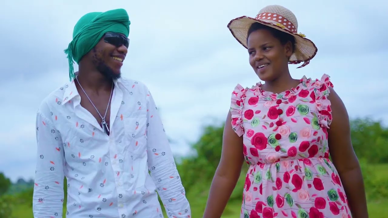 Smart Key 7  Pretty Girl  Official music video) 