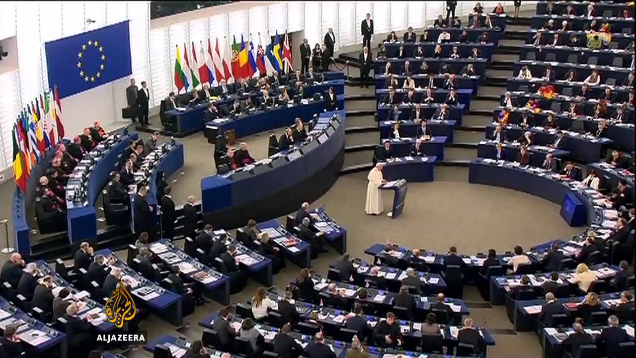 البابا فرنسيس: أوروبا تفقد روحها وإنسانيتها