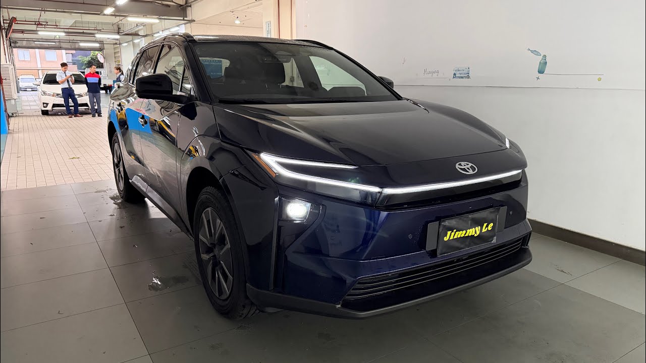 小改款加配備又降價！和泰這次真的拼了!?｜Toyota bZ4X 新車試駕