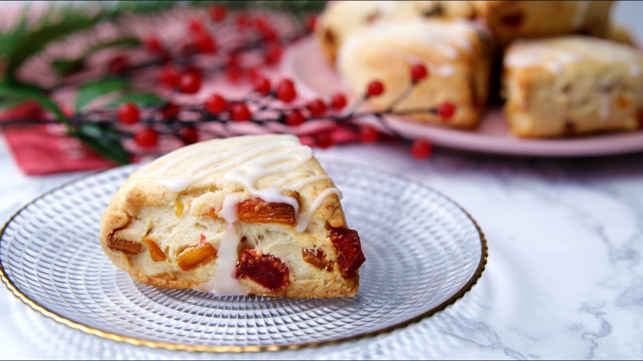  / Dried Fruit Scones