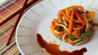 wok de verduras salteadas con salsa de soja stir fried vegetables with soy sauce