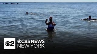 Thousands enjoy Labor Day weekend at NYC beaches