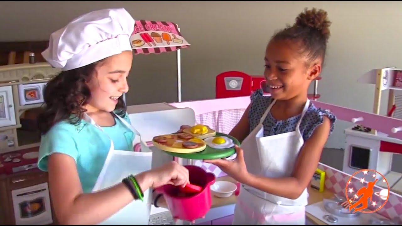 Kids Pretend Play Cooking with Toy Food 