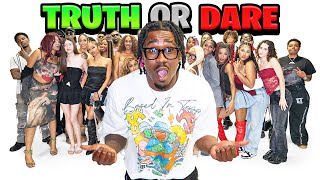 Download Lagu Truth Or Dare To Find Love! 20 Guys vs 20 Girls! | The Craziest Dares! MP3