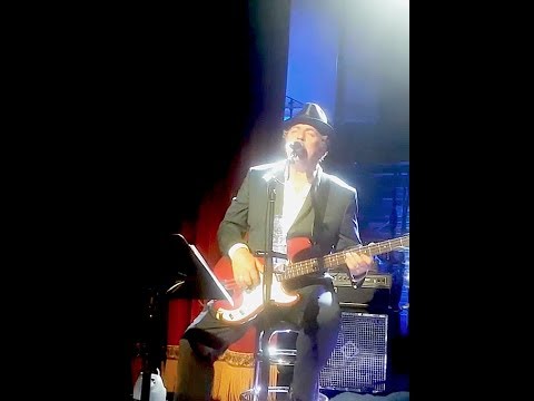 These Eyes: Mick Dalla-Vee with The Randy Bachman Band - Toronto Jazz Festival 2017 - YouTube