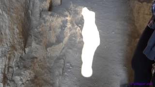 Уникалното тракийско светилище Пещера Утробата