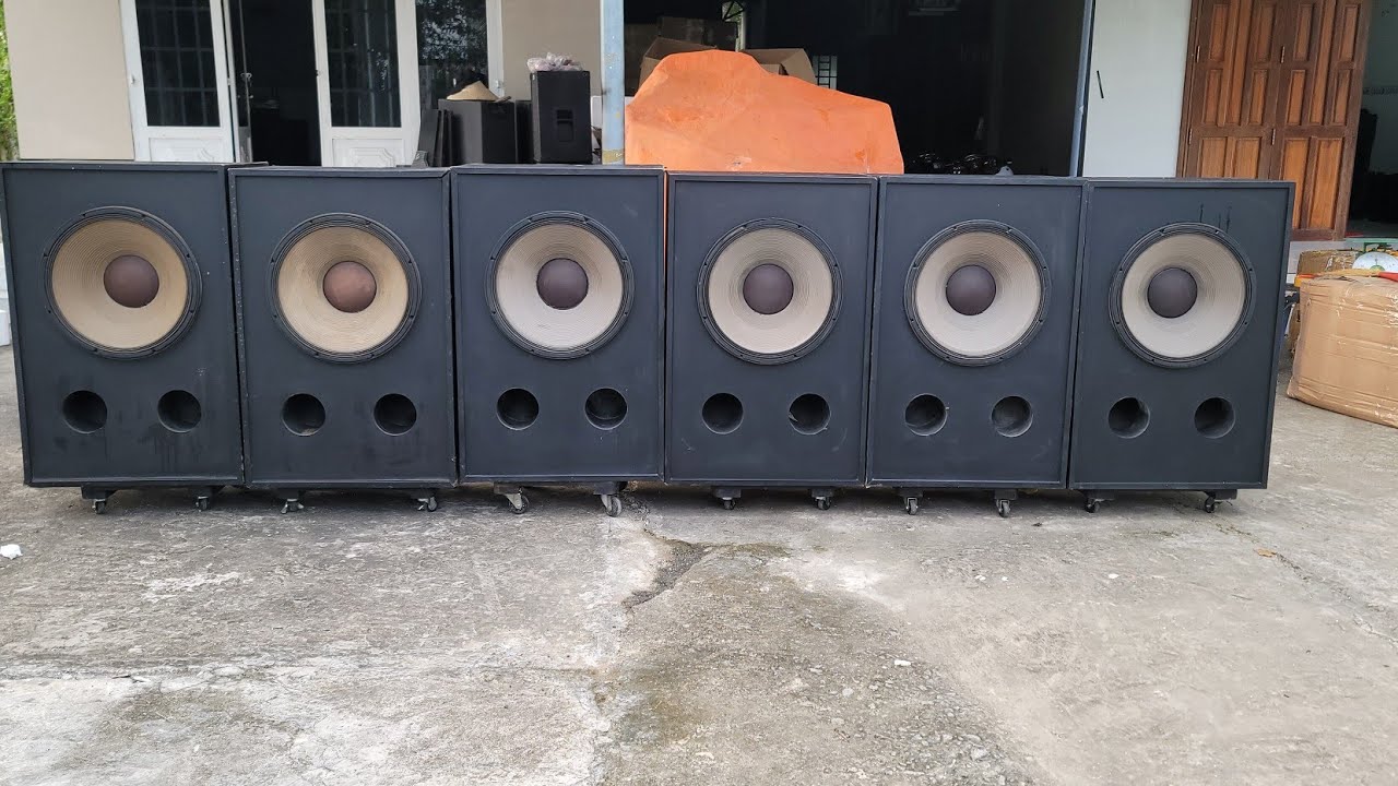 Lô sub JBL bass đơn 50 bãi California Usa. dòng này đánh ko cần suy