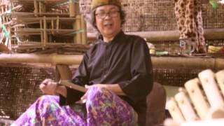Video Tentang Saung Angklung Udjo ( Youtube)