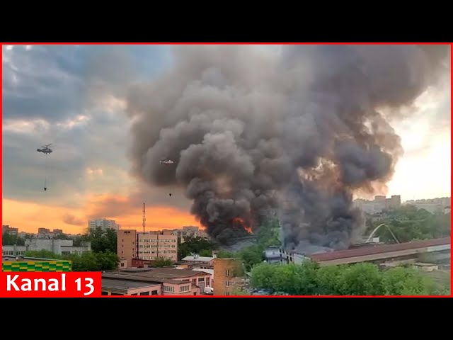 A fierce fire broke out at a machine-building plant in Moscow - helicopter was called to area class=