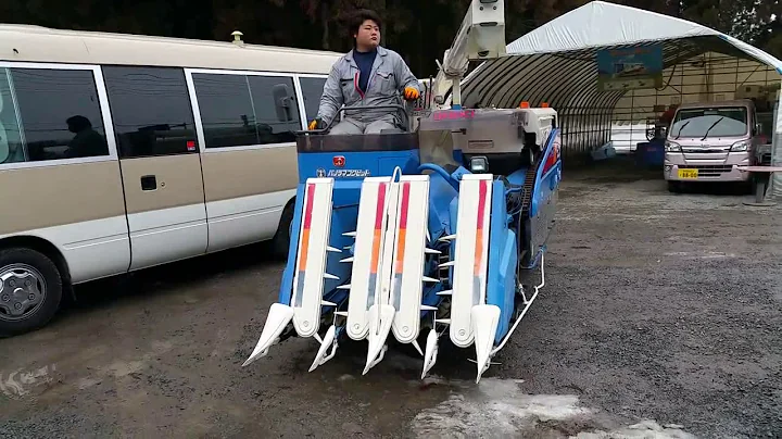 ISEKI 4 rows combine harvester HA436G 1998 Operation check