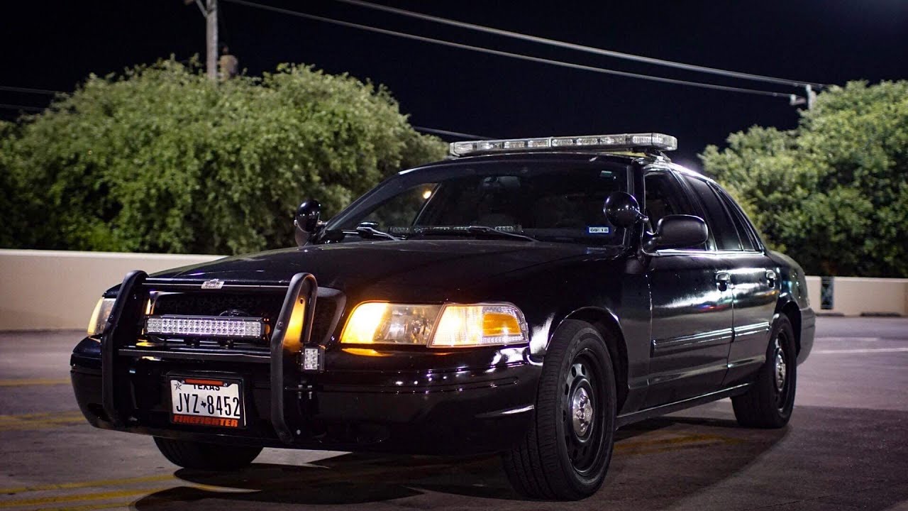 Ford crown victoria 2010