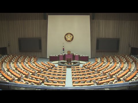 민주당 "新친일행위 말라"…한국당 "안보자해" / 연합뉴스TV (YonhapnewsTV)