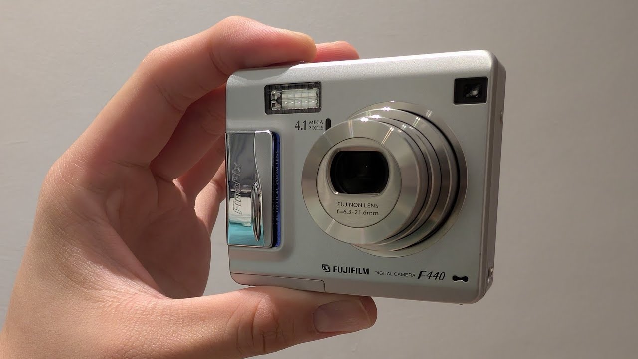 Fujifilm Finepix F440 Walkthrough - YouTube