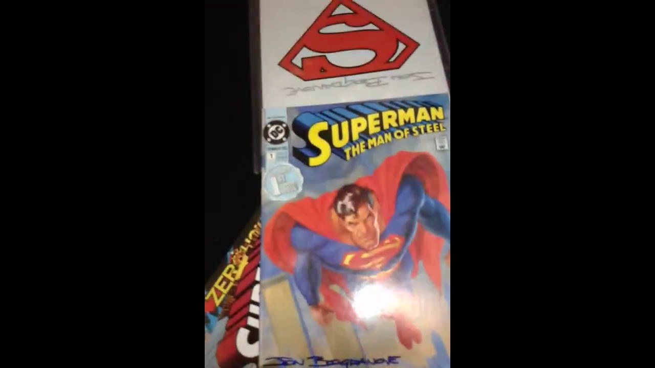 Jon Bogdanove signing Superman comics