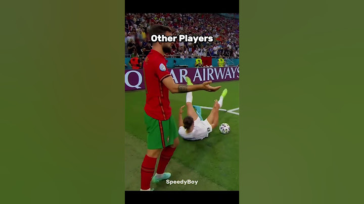 Other players VS Corner Flag + Him☠️
