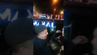 Esenyurt Malatcı Hasan Chp Kemal Deni̇z Boskurt Kazaninca Sevi̇ni̇nce Cildirdi