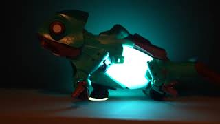 Construct & Create Codee the Colour-Sensing Chameleon