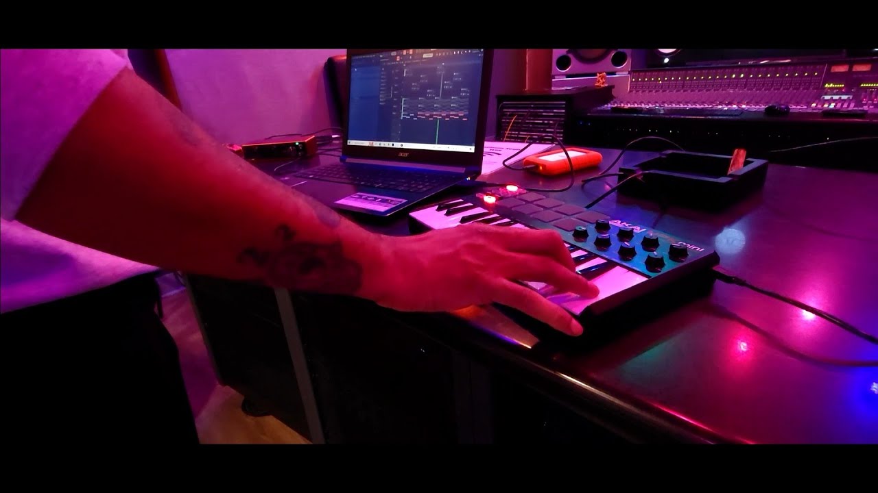 In Studio Session 2 | Cyres Combs Beat Making | Platinum Sound Recording Studios