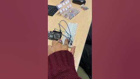 Circuito 5 Botones Presionables - Arduino