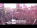 Pop Up Shakira Concert Held In Times Square 