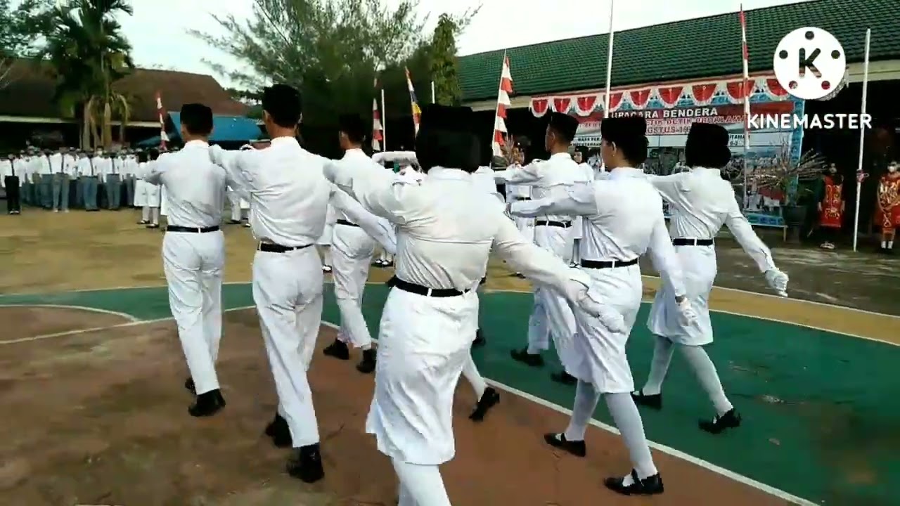 UPACARA PERINGATAN KEMERDEKAAN REPUBLIK INDONESIA DI SMA NEGERI 6 PONTIANAK.