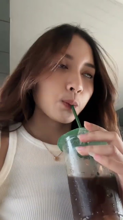BARU PERTAMA LIHAT YURISKA PATRICIA NAIK KERETA API