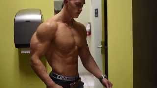 Brandon Flihan Posing 2 days before Muscslemania