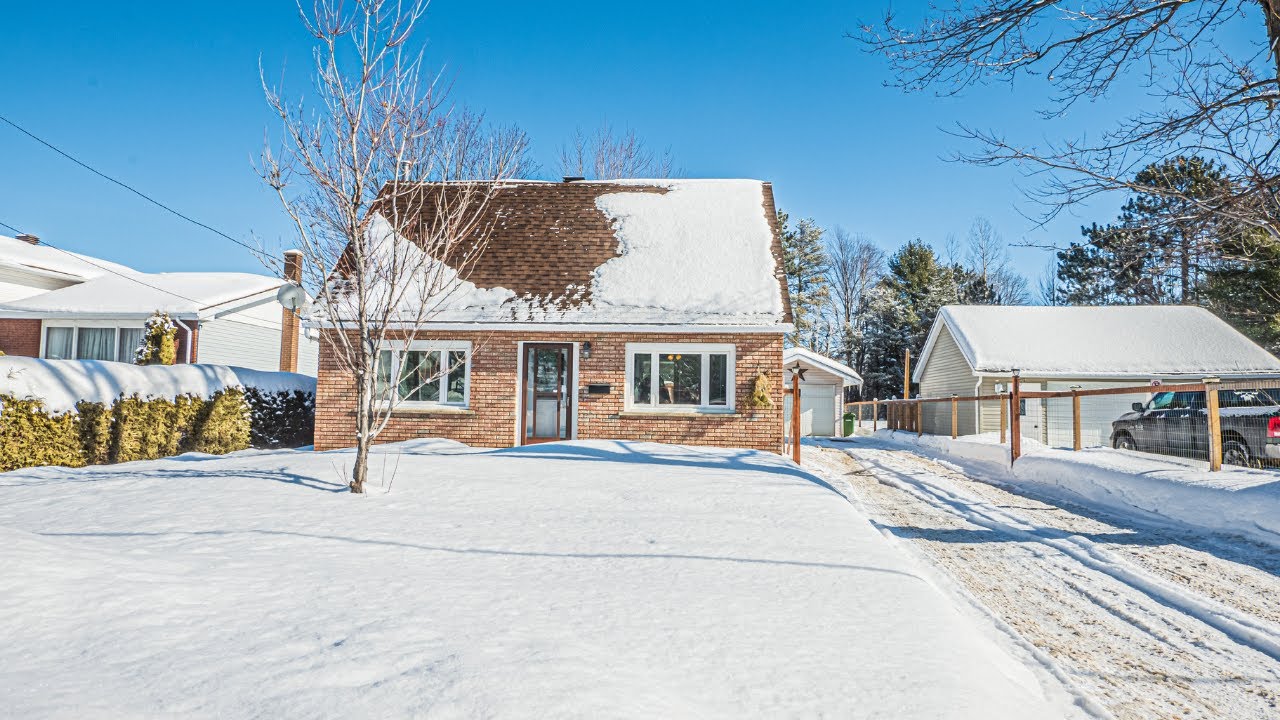 2849 Petawawa Blvd YouTube