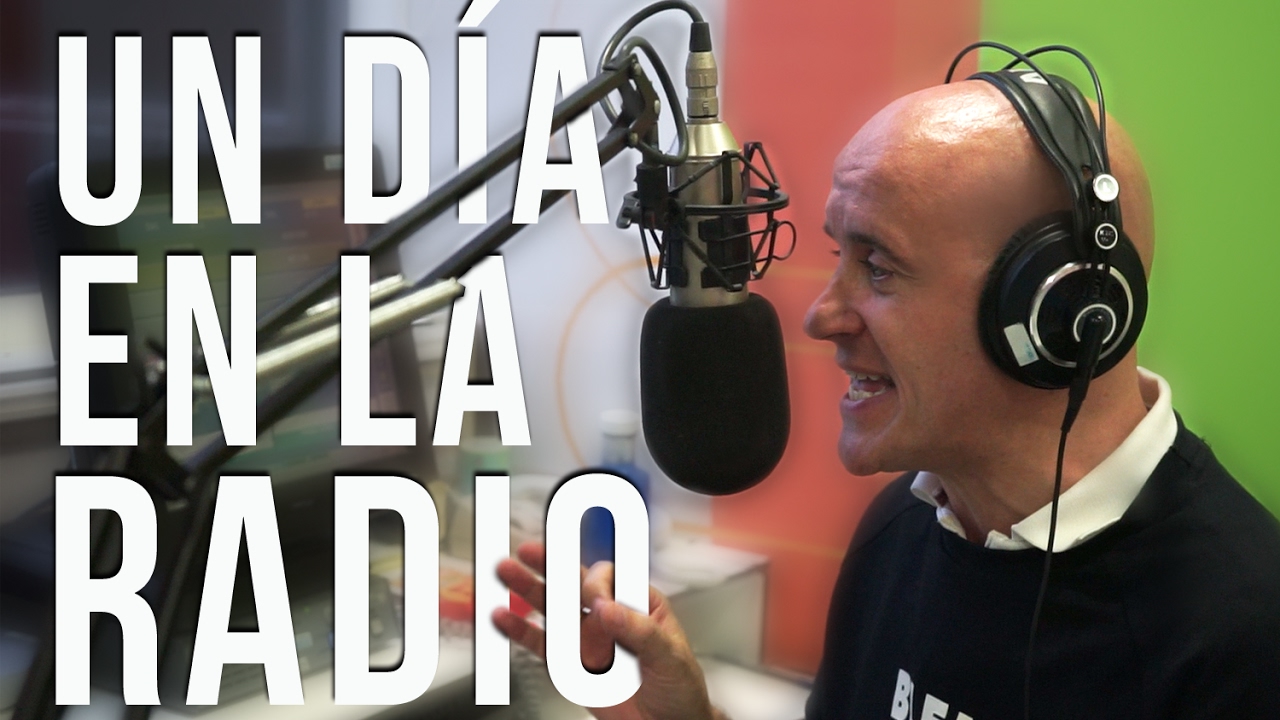 UN DÍA EN LA RADIO