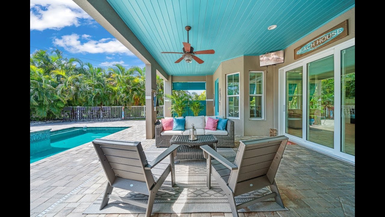 $1,395,000 Cocoa Beach Listing | 14 Cottage Ct | Real Estate Video Tour