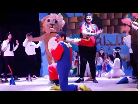 طلاب وطالبات مدارس فضل الحديثة في اوبريت الليلة الكبيرة