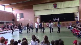 Baile Festival De Navidad De Los Profesores