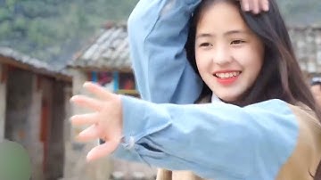 Tan Chảy Với Điệu Nhảy Thung Lũng hoa Bắc Hà Của Em Gái Bán Lê Khiến Bao Chàng Trai Say Mê