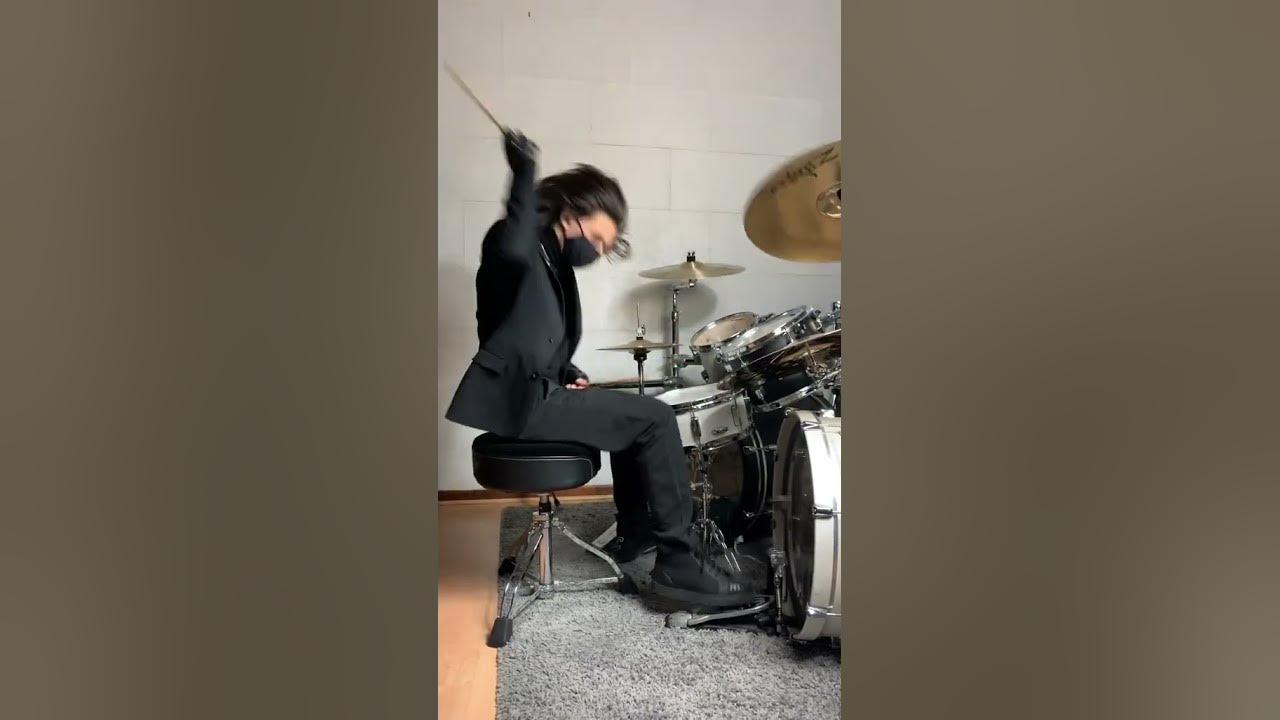 Bad Omens -Just pretend (cover by KyllE) #badomens #rockstarkylle #shorts
