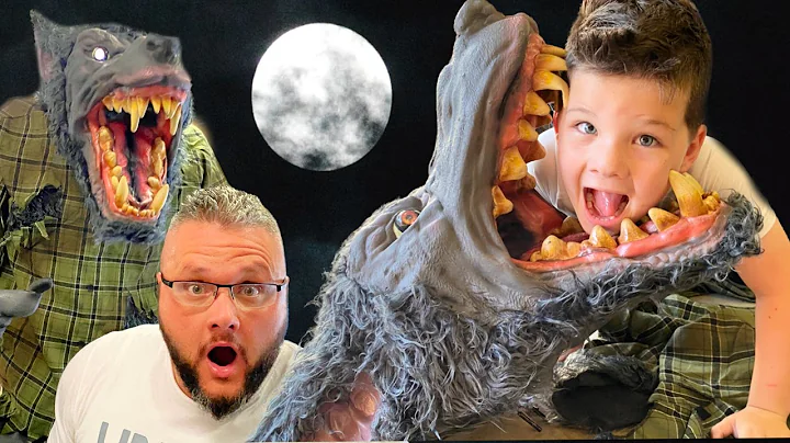GIANT WEREWOLF Spirit Halloween 2021 Animatronic Unboxing (SCARY) Mr. Howle w/ Fun and Crazy Family!