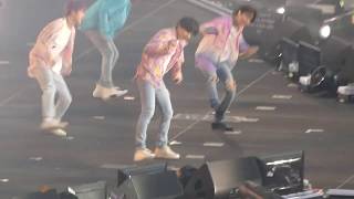 BTS Wembley Stadium - 01-06-2019 - Boy With Luv