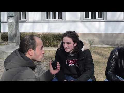 პოზიტივი გორის ქუჩებში - ისაუბრე მიმიკებით